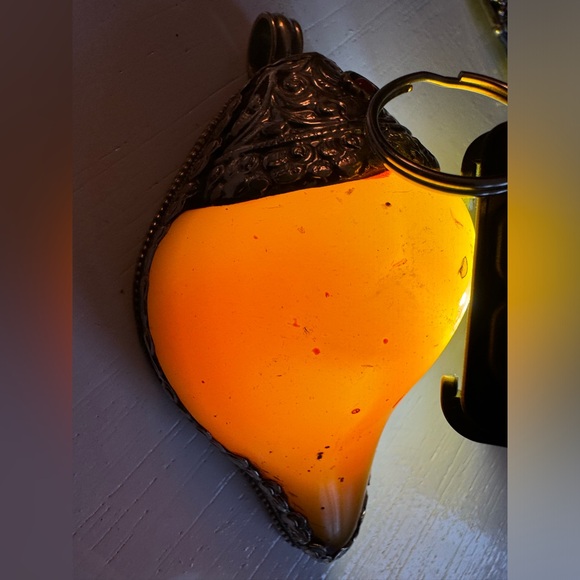 Beautiful unique hand carved Amber tone with tibetan silver pendent mango shape - Picture 6 of 7